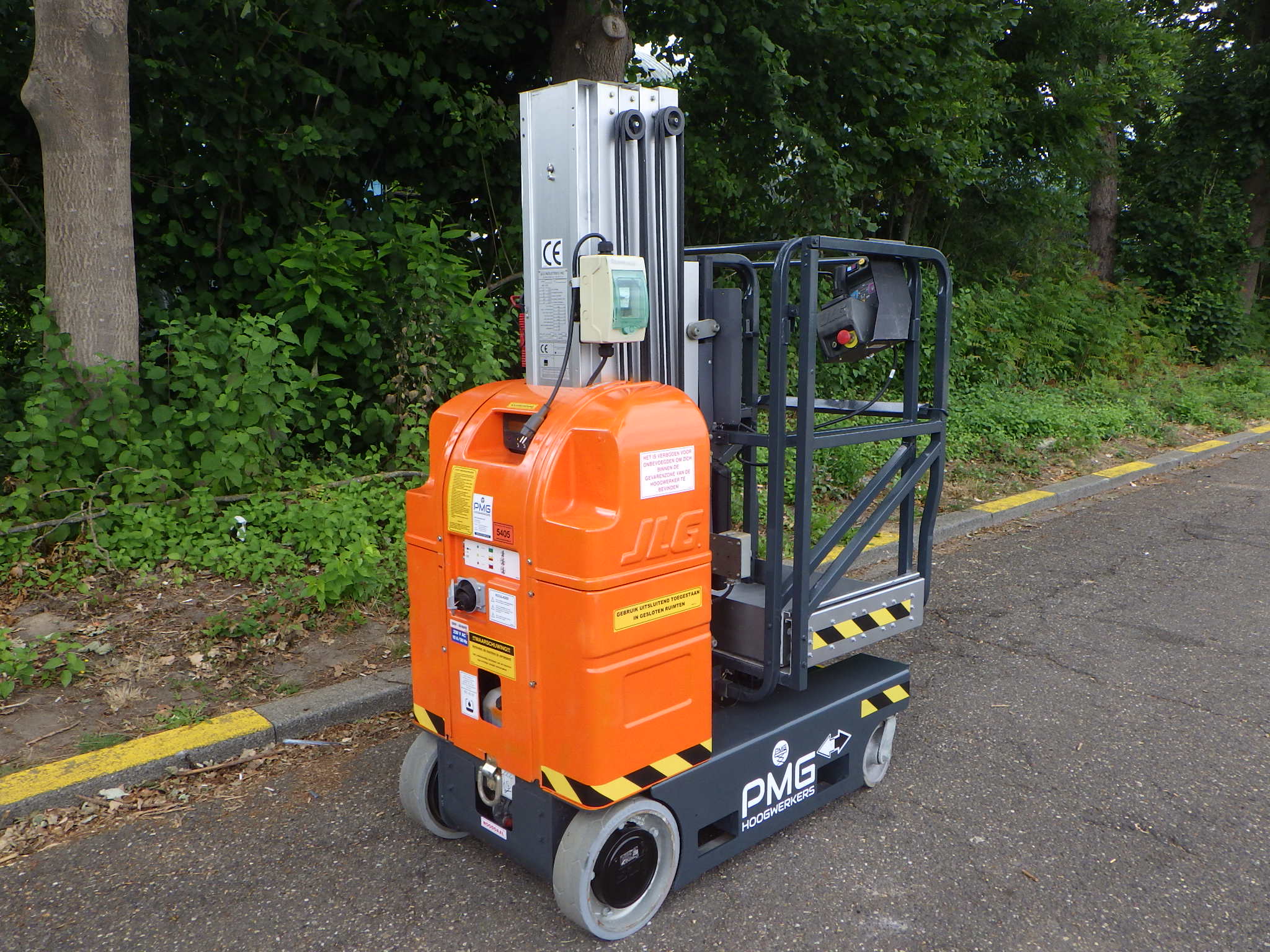 JLG 20MVL