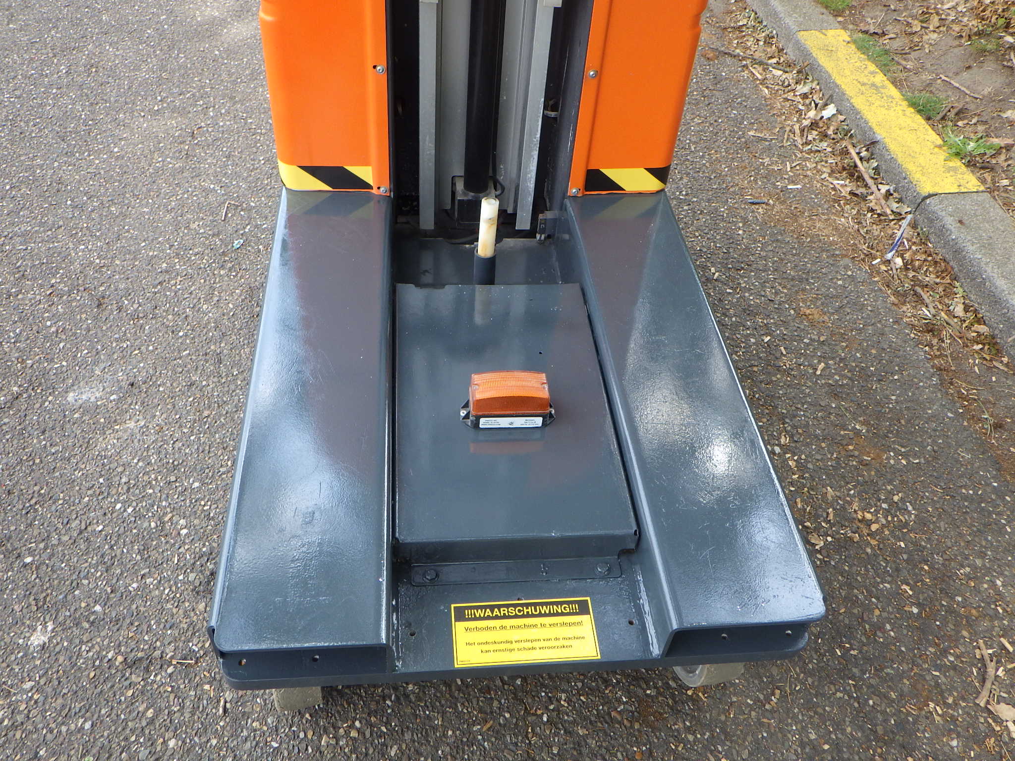 JLG 20MVL