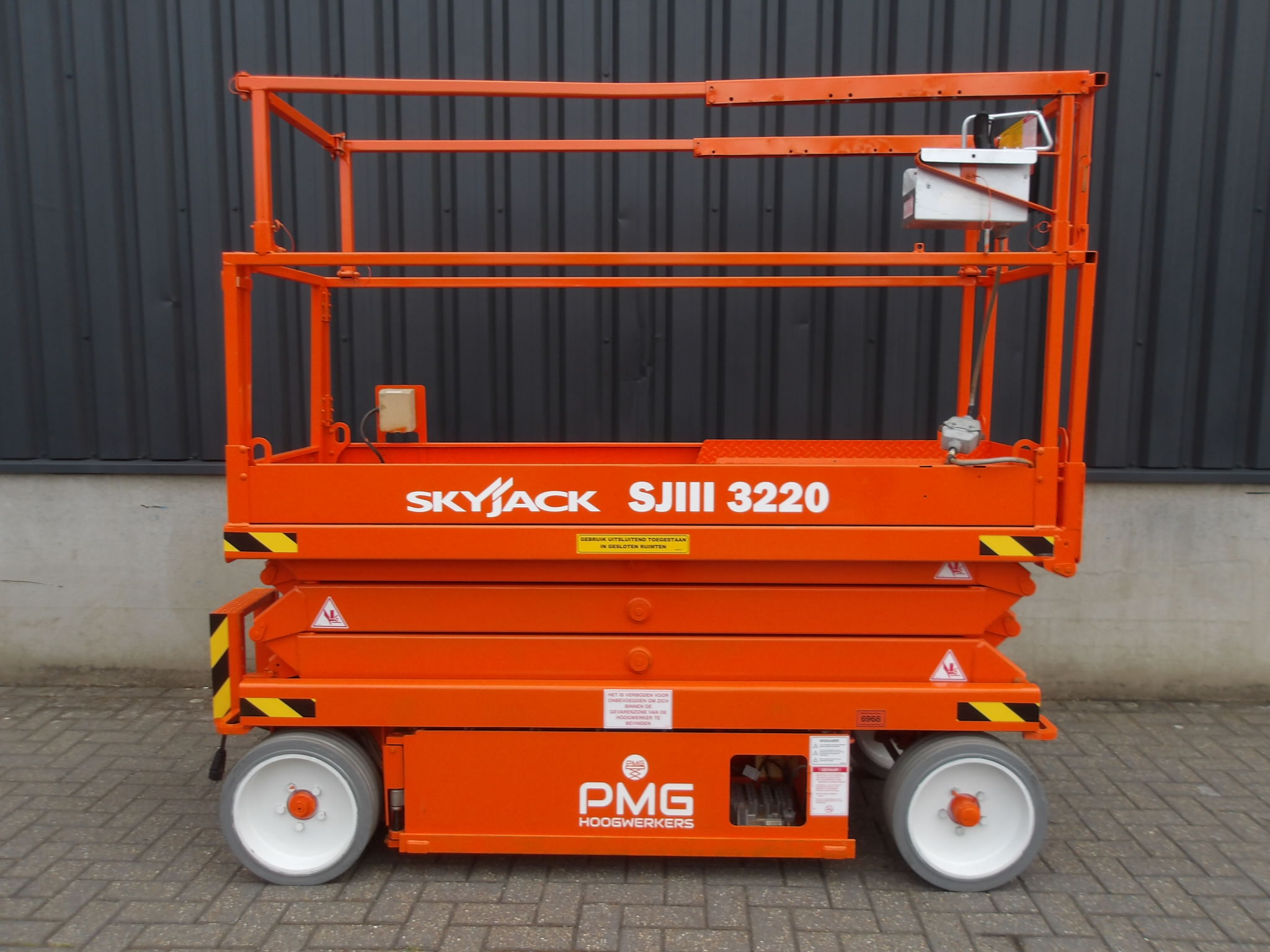 Skyjack SJ3220