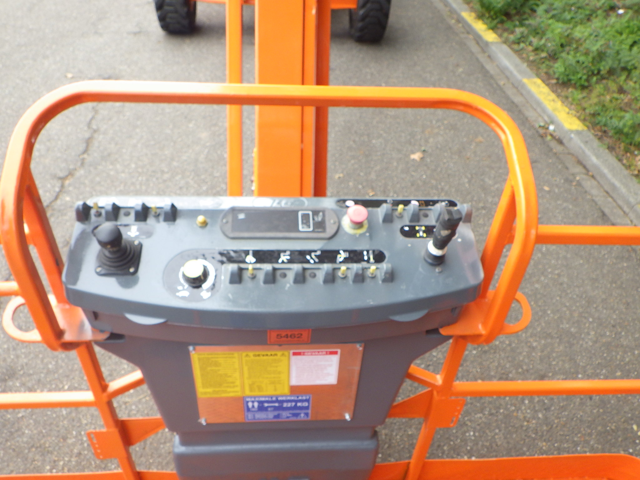 JLG 460SJ