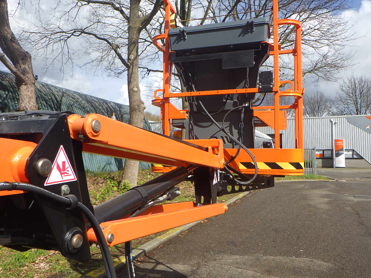 JLG E300AJ