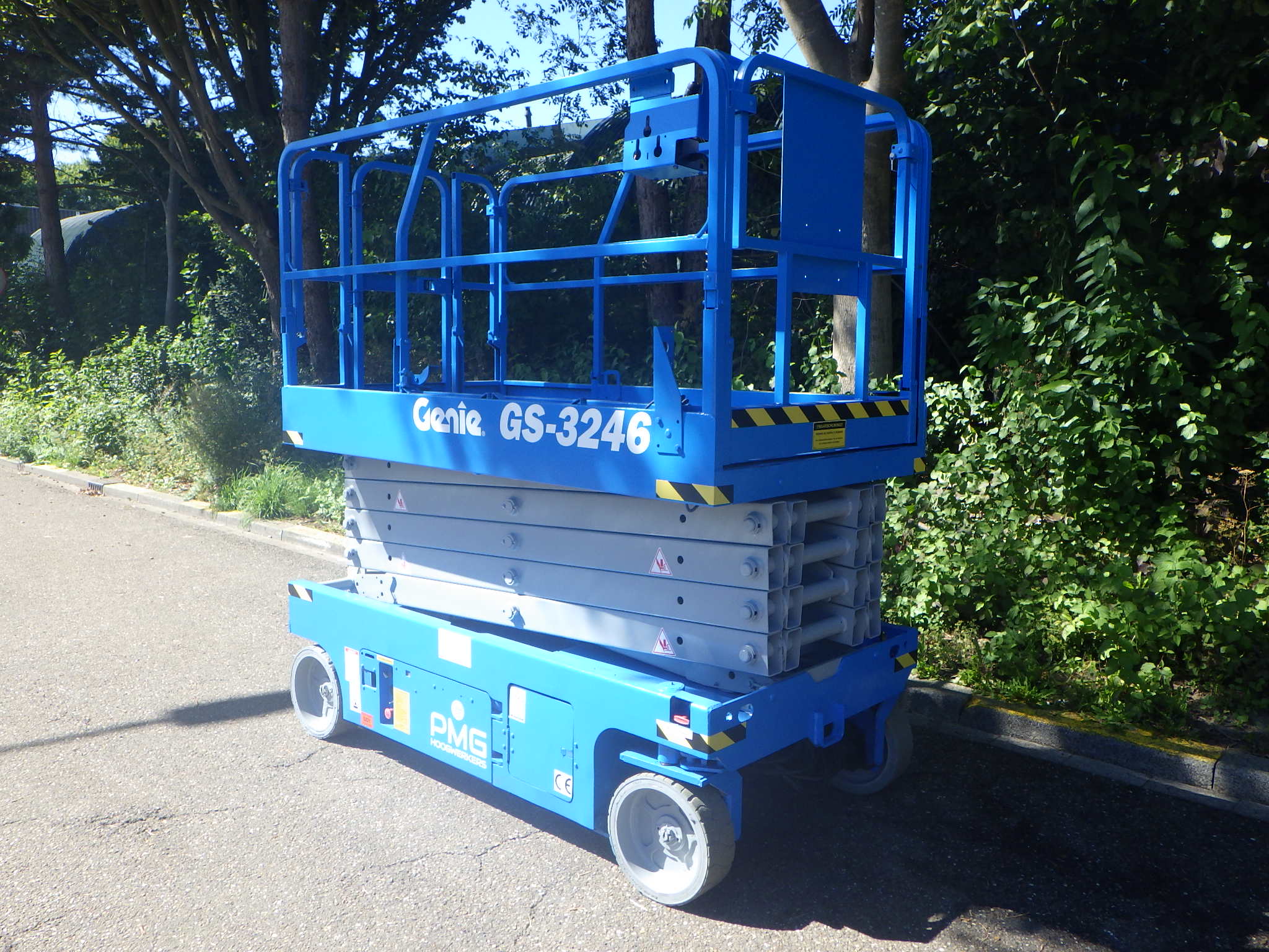 Genie GS-3246