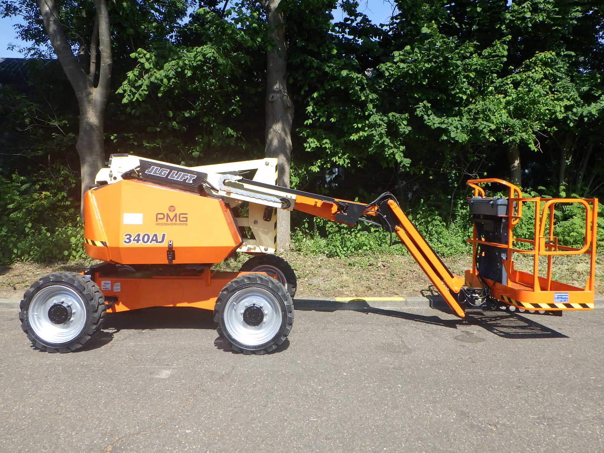 JLG 340AJ 5326