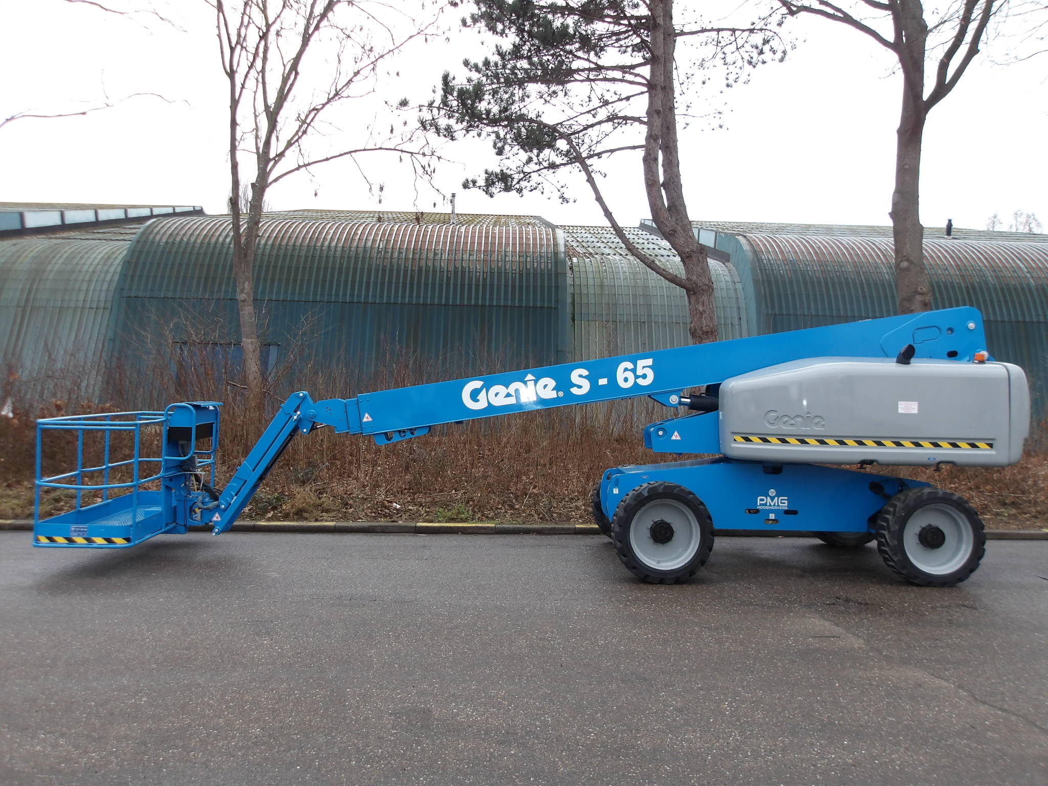 Genie S-65