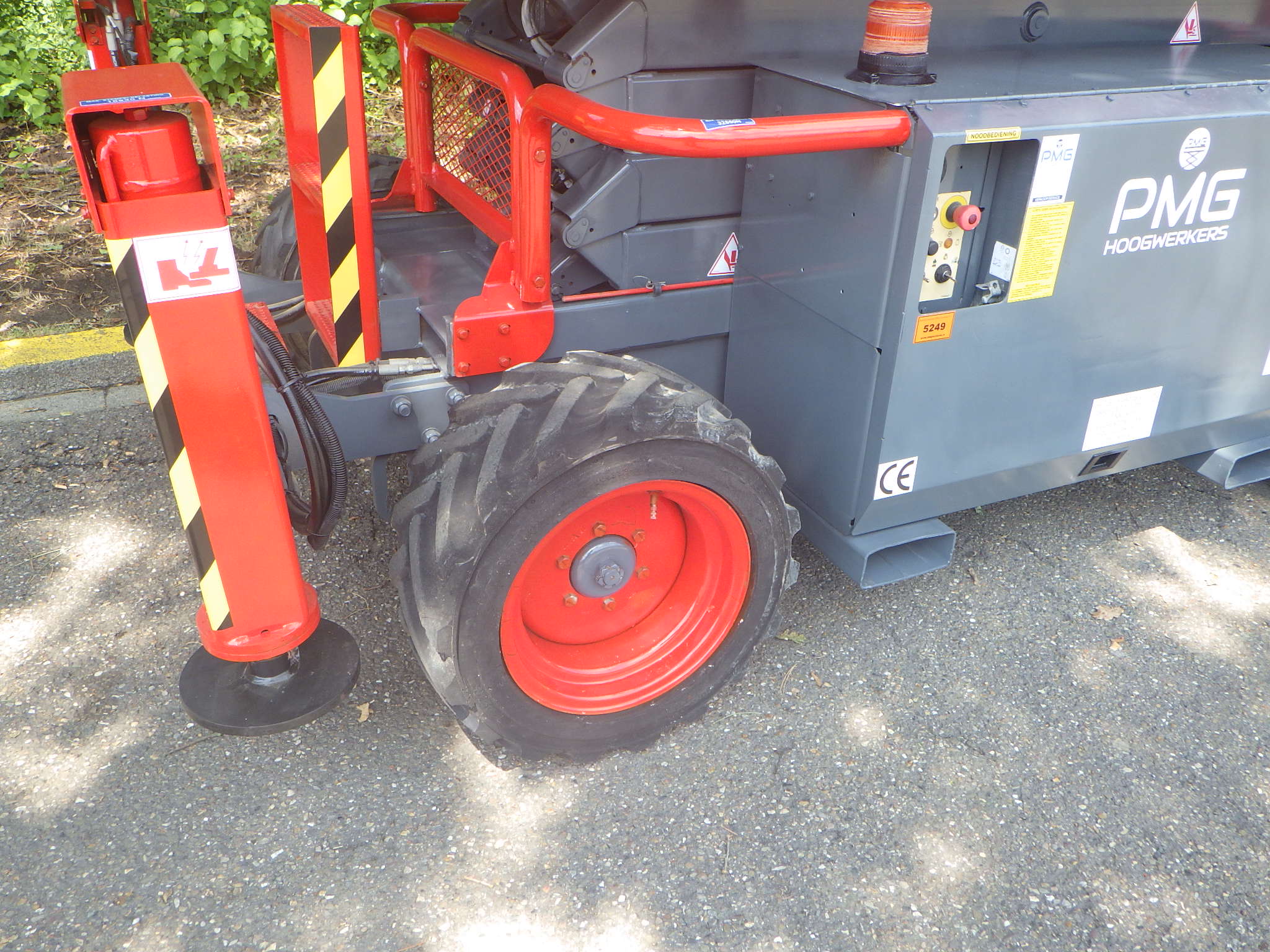Skyjack SJ6832RT