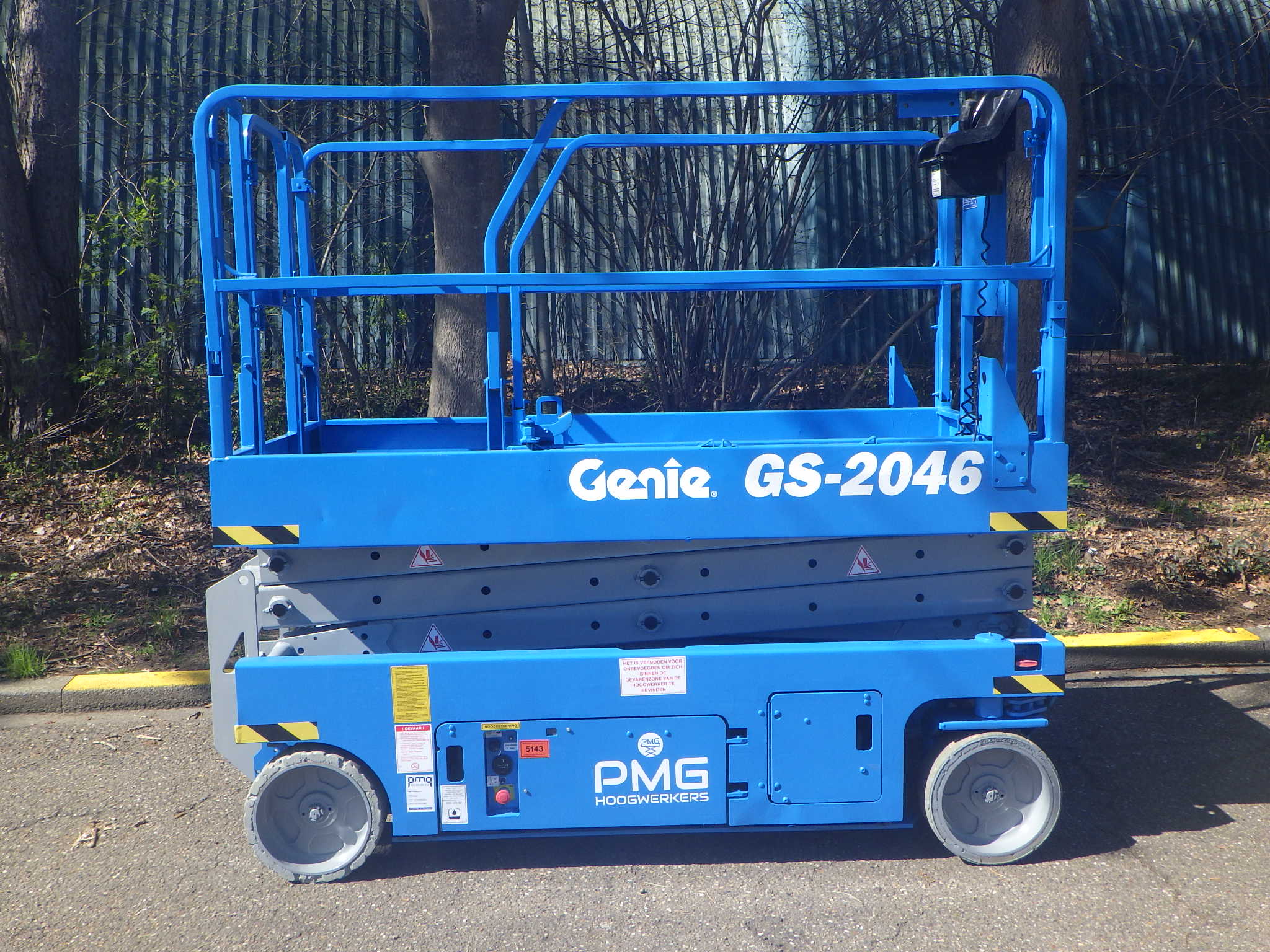 Genie GS-2046